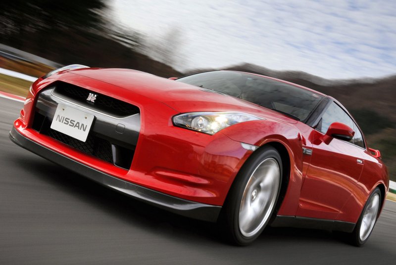 ”Спортист” на 2009 стана Nissan GT-R