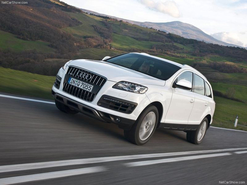Показаха обновеното Audi Q7