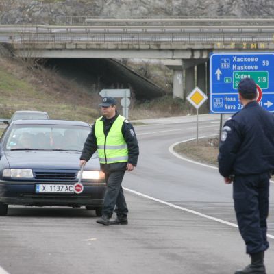 Черният август по пътищата дойде