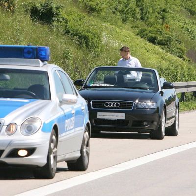 Среден пръст = 4000 евро глоба