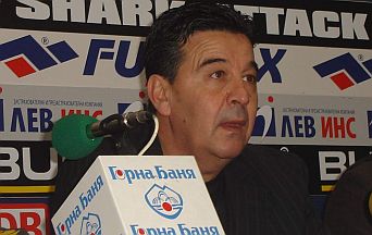 Узунов: Чакаме решението на ФИФА за Карвальо
