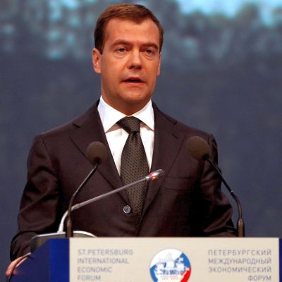 Медведев кандидат за втори мандат като президент