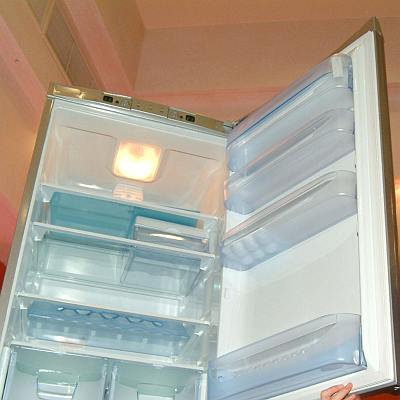 Хладилникът може да следи за срока на годност на продуктите