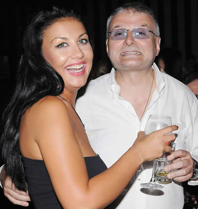 Христо Сираков купонясва на парти с Венета Харизанова
