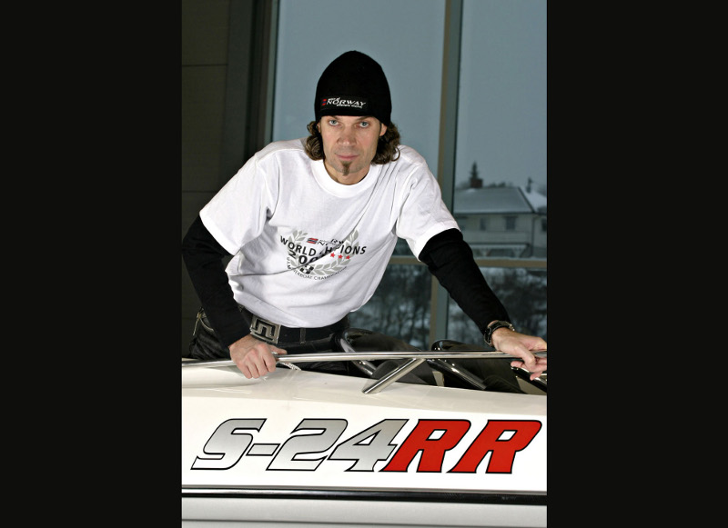 Koenigsegg купува Saab