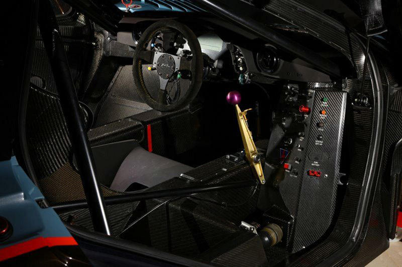 Изключително рядък McLaren F1 е обявен за продан