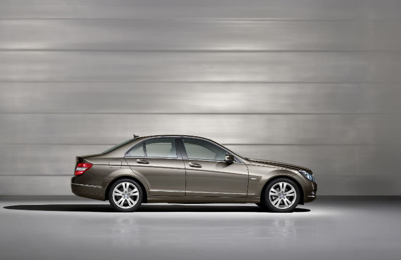 Mercedes пуска специално изпълнение на C-Class