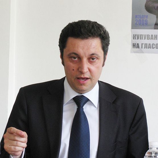 Яне Янев: По-добре да се избегнат коментарите около ДАНС