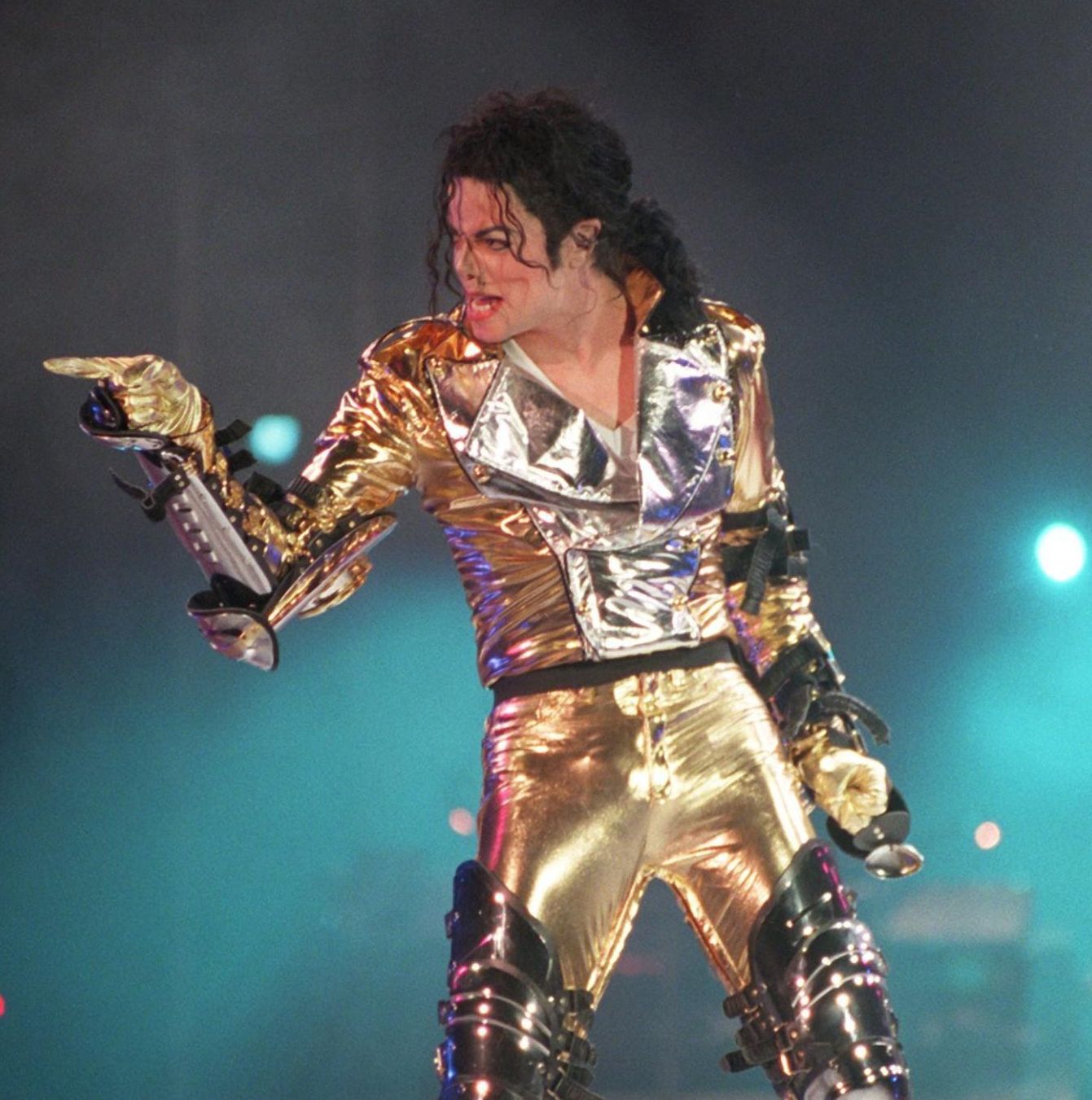 ”Thriller” на Майкъл Джексън постави нов рекорд по продажби
