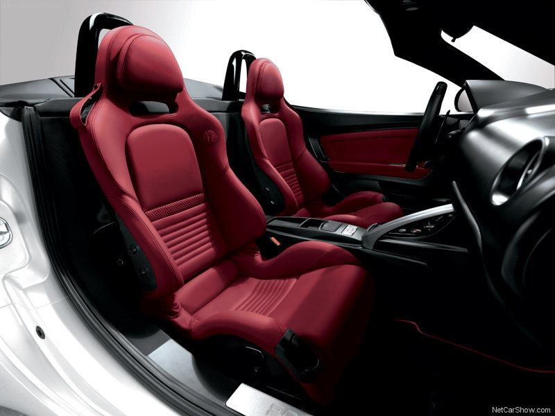 Alfa Romeo празнува 99-ия си рожден ден
