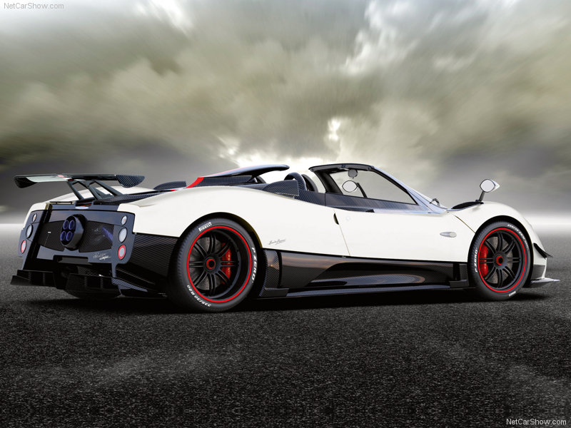 Pagani с нов роудстър - само 5 бройки