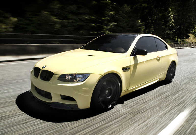 Американци направиха BMW M3 Coupe Dakar Yellow