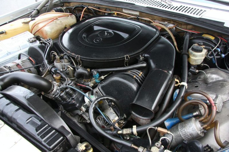 Lorinser продава тунингован Mercedes 450 SEL от 1975г.