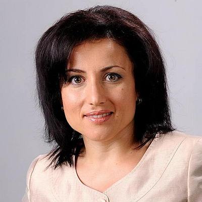 Десислава Танева дълги години е изпълнителен директор на ”Мел инвест холдинг”