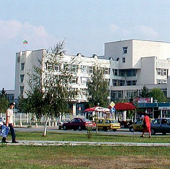 Полицай ”изгорял” с 4000 лв. в аферата ”Петкан”