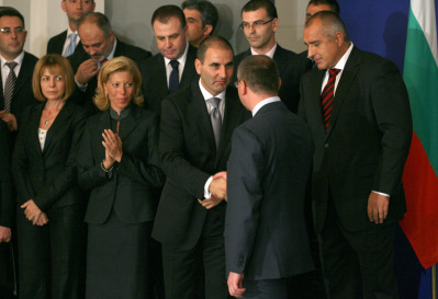 Премиерът Бойко Борисов приема на официална церемония в МС властта от Сергей Станишев