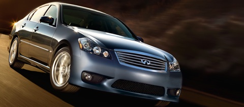 Представят виртуално следващия Infiniti M в Пебъл Бийч