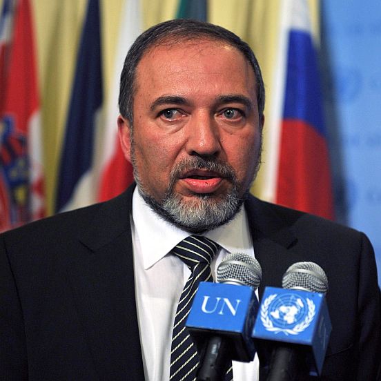 Израелският външен министър заподозрян в корупция