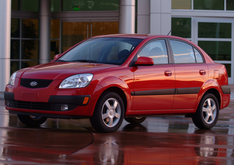 KIA планира фейслифт на моделите Picanto и Rio през 2010г.