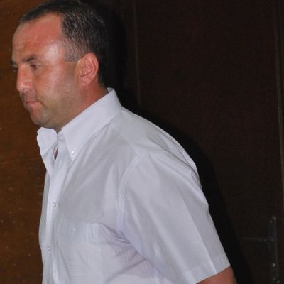 Общински съветник от ДПС арестуван за подкуп