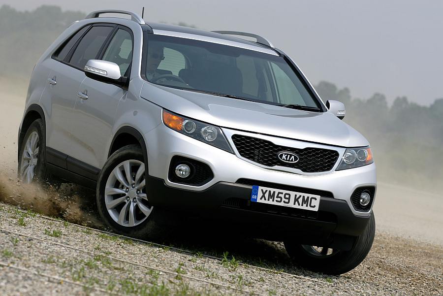 Kia показа предпремиерно Sorento
