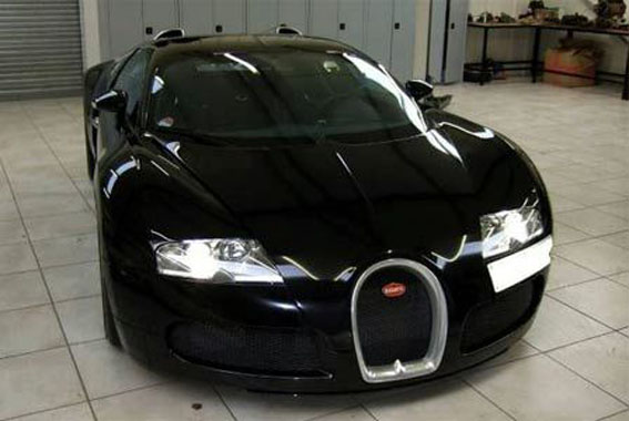 Продават Veyron-а на Бътън