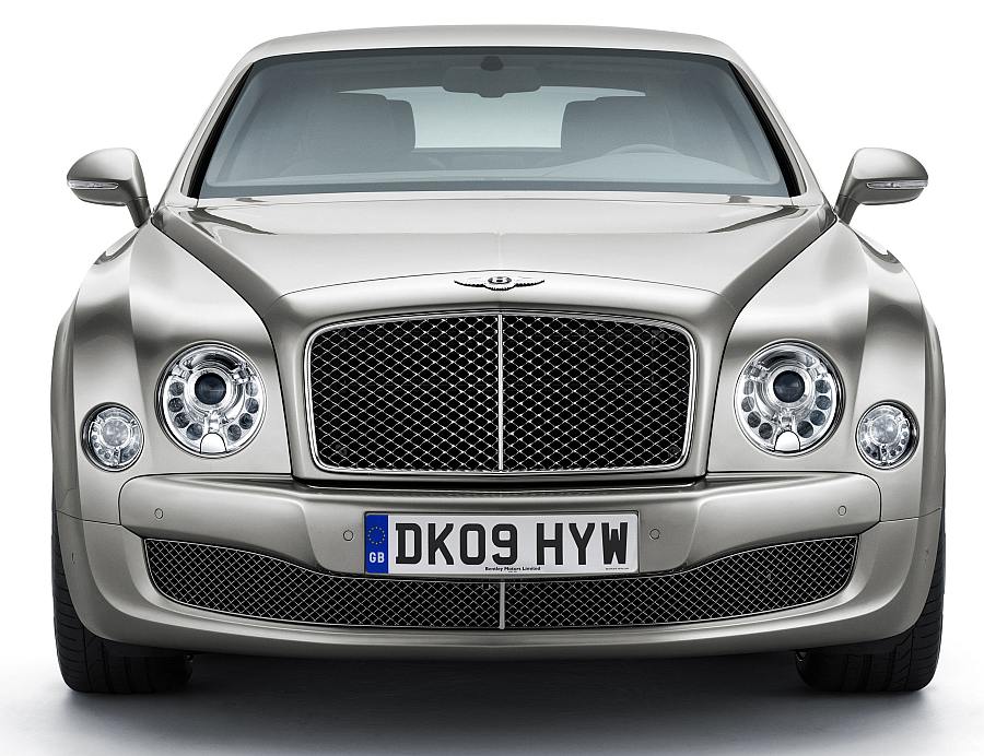 Bentley разкри новия си модел Mulsanne в Пебъл Бийч