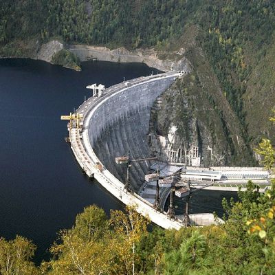 Откриха вече 64 тела след аварията в руската ВЕЦ