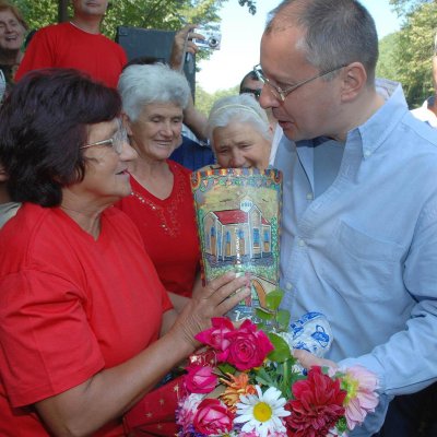 Станишев: ГЕРБ ще замрази заплати и пенсии