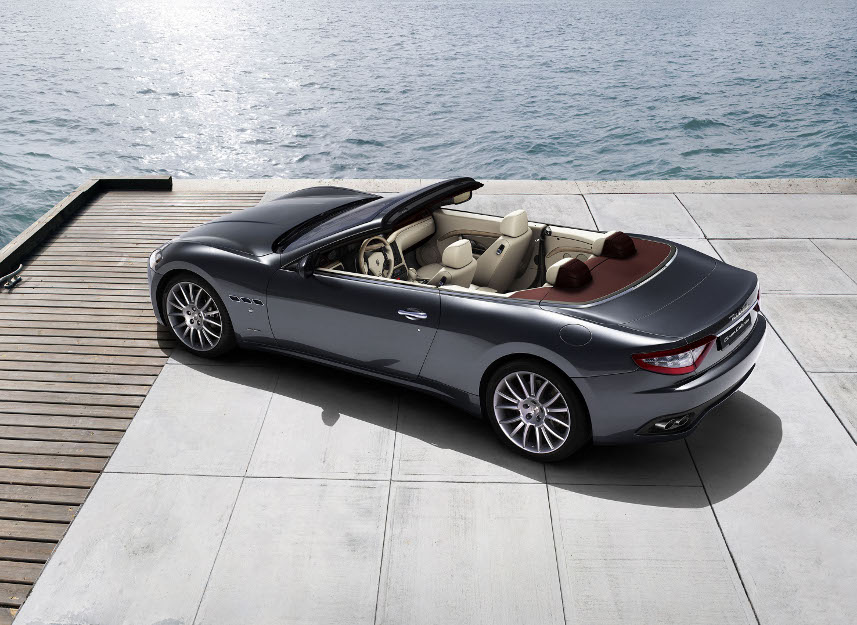 Maserati представя GranCabrio
