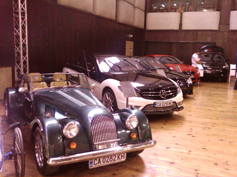 KTM X-Bow от щанда на Top Gear прави фурор по улиците на Варна