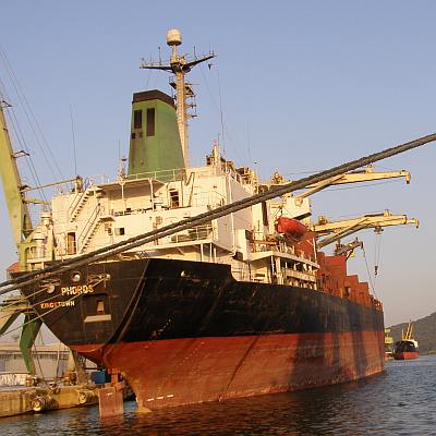 Български моряци блокирани в Александрия