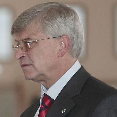 Първанов и Борисов си назначиха съветници