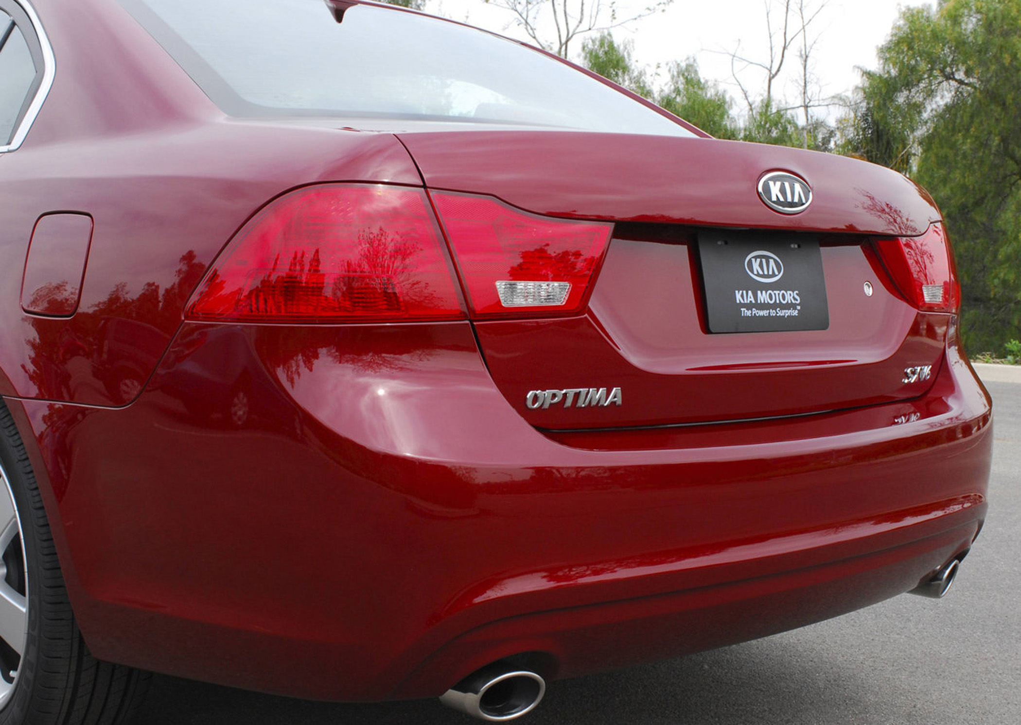 KIA модернизира седана Magentis