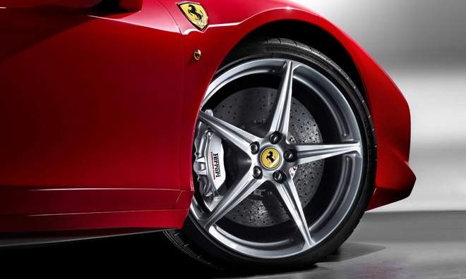 Ferrari идва в България за шоуто на TopGear