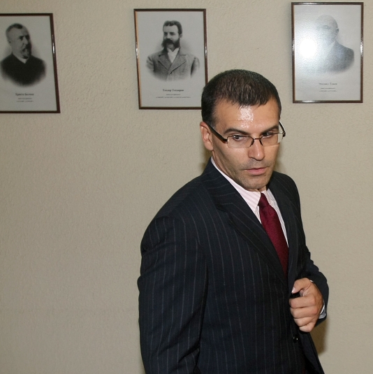 Симеон Дянков: По време на криза не трябва да има игра с данъчната политика