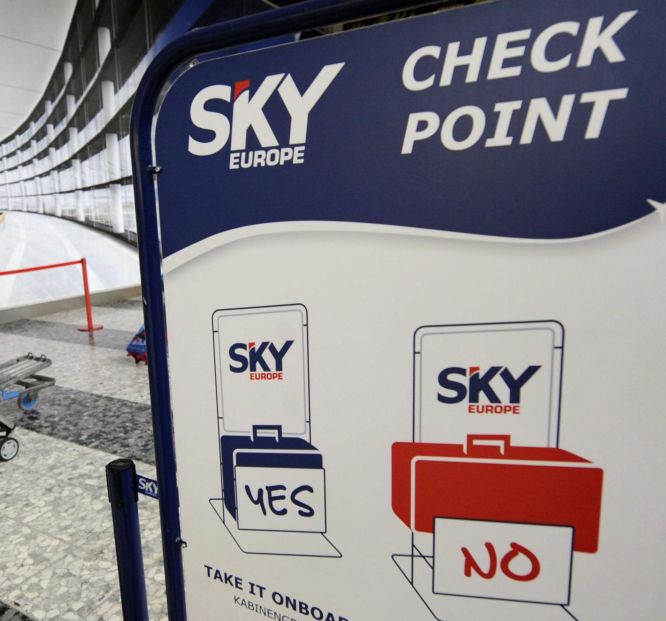 Битка за клиентите на Sky Europe