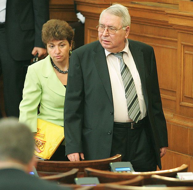 Предложението на Любен Корнезов да отпадне съкратения процес за убийци бе отхвърлено