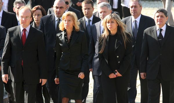 Външният министър Румяна Желева и екипът й дойдоха на поклонението