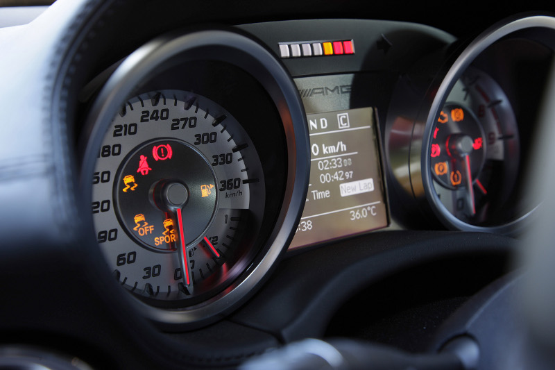 Представиха официално Mercedes-Benz SLS AMG