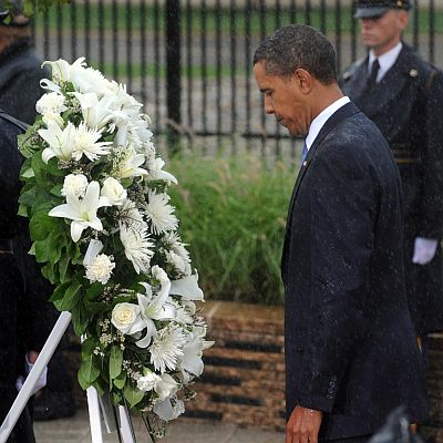 Президентът на САЩ Барак Обама на церемония в памет на жертвите на 11 септември