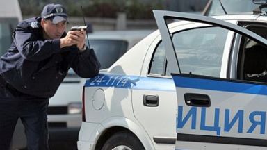 Бягство от психиатрията в Ловеч завърши с прострелян пациент и пострадал полицай