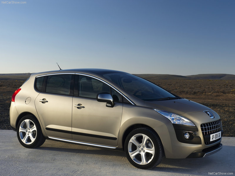Мощният и бърз SUV на Peugeot - 3008 е с вредни емисии под ограничението - 128 г/км