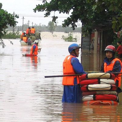 Тайфунът Кетсана отнесе Камбоджа и Виетнам