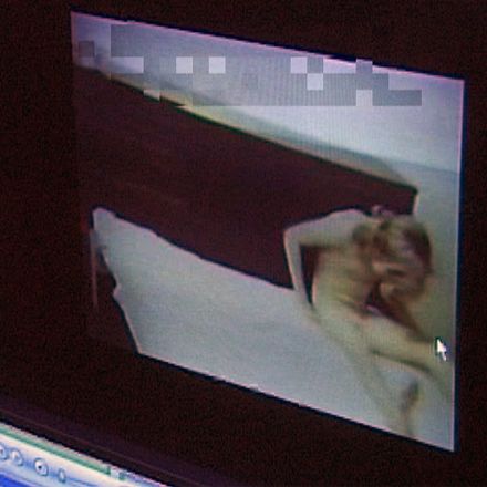 Сексуалният маниак снимал деца и качвал снимките в интернет