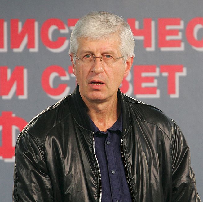 Търсят банкови сметки на Овчаров в офшорни зони