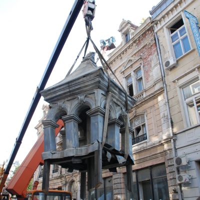 Демонтираха кулата на старата полиция в Русе