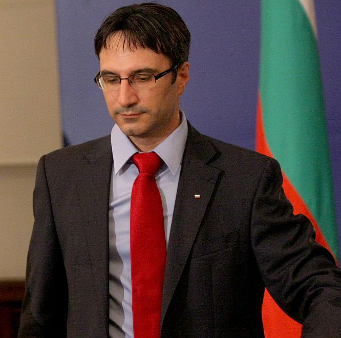 Трайчо Трайков ще дава обяснения за евентуален конфликт на интереси ...