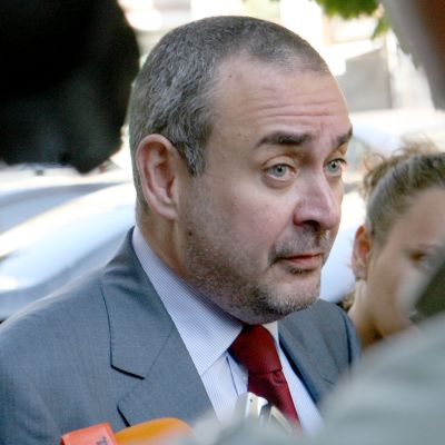 Велчев: България пак е в компроматен цикъл
