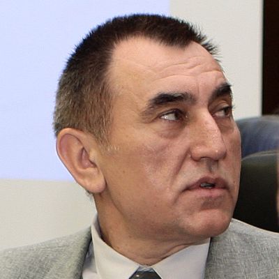 Стойко Стоев първо бе уволнен от ВСС